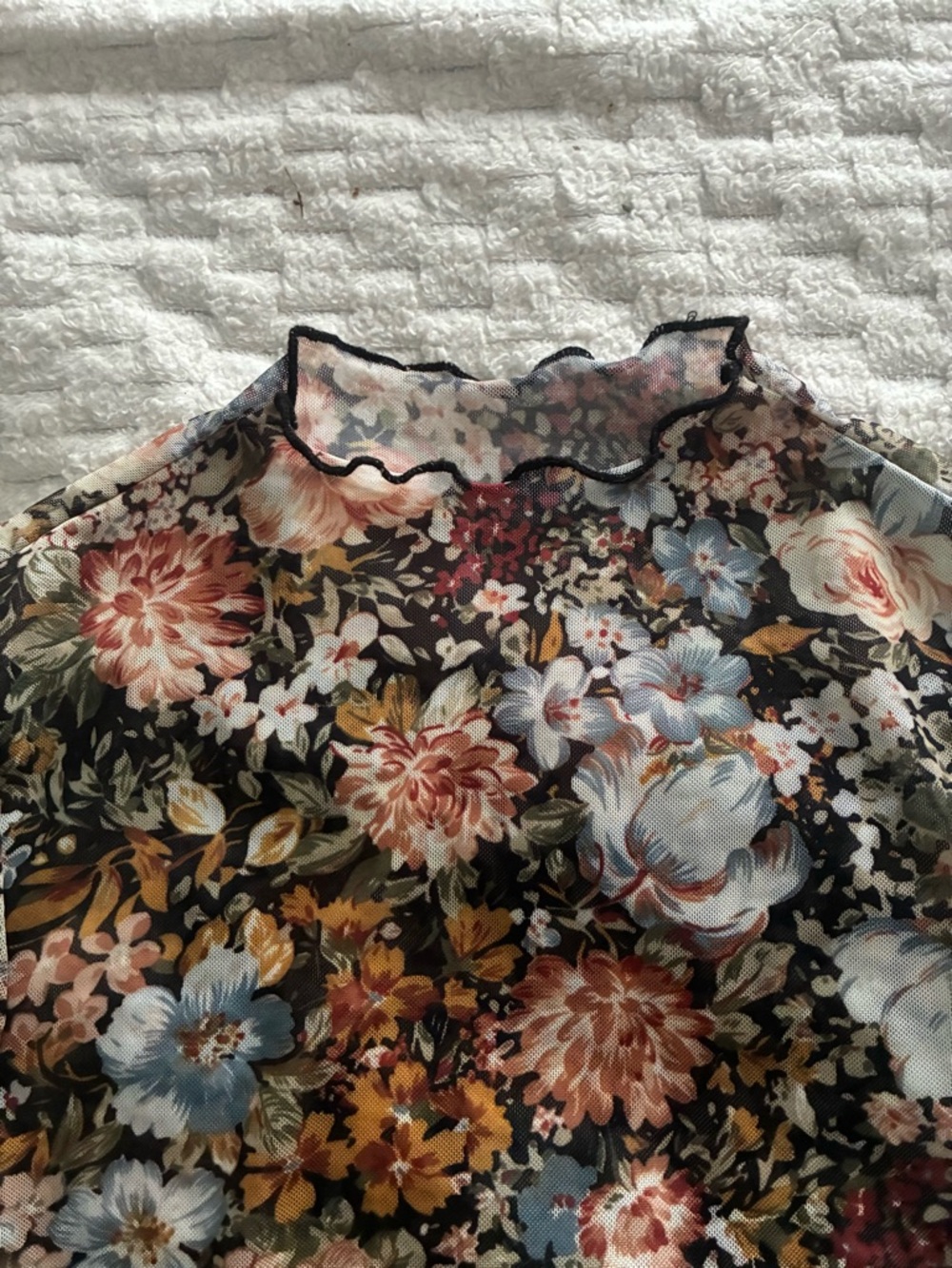 Sheer Floral Ruffle-Trim Short Sleeve Top - Multi Floral - Picture 3 of 4